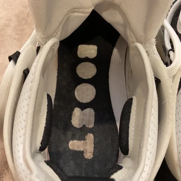 adidas White and Black Athletic Shoes - Picture 10 of 11